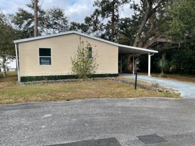 Photo 2 of 25 of home located at 1061 Robin Dr Deland, FL 32724