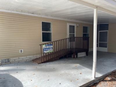 Photo 4 of 25 of home located at 1061 Robin Dr Deland, FL 32724