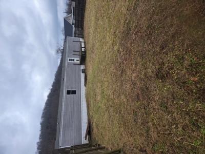 Photo 3 of 9 of home located at 26 Preston Ln Alum Creek, WV 25003