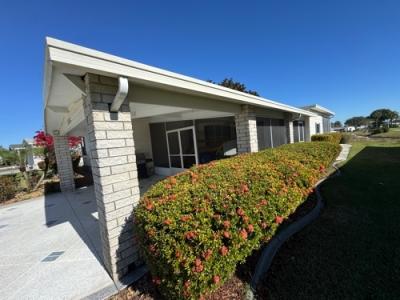 Photo 2 of 21 of home located at 1502 Tanglewood Cir Sebring, FL 33872