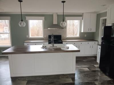 Photo 5 of 14 of home located at 276 Johnson Cemetery Middlesboro, KY 40965