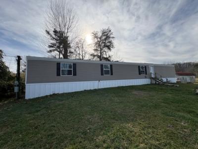 Photo 2 of 19 of home located at 529 Littontown Rd East Bernstadt, KY 40729