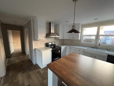 Photo 5 of 18 of home located at Burnette Mh 175 Belcher Rd Sweetwater, TN 37874