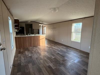 Photo 5 of 14 of home located at 312 Brandon Cir Lot 27 Chatsworth, GA 30705