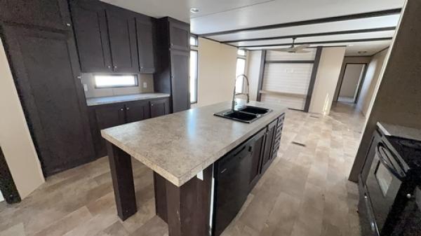 2019 ANNIVERSARY 31ANN16763SH19 Manufactured Home