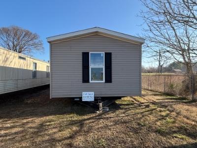 Photo 2 of 12 of home located at 250 Empire Dr Somerset, KY 42501