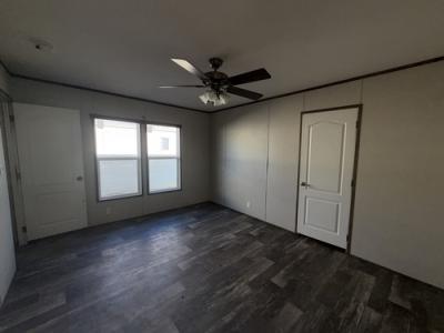 Photo 4 of 12 of home located at 250 Empire Dr Somerset, KY 42501