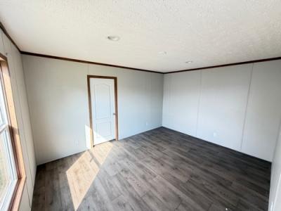 Photo 5 of 13 of home located at 2315 Mustang Rd #26 Alvin, TX 77511