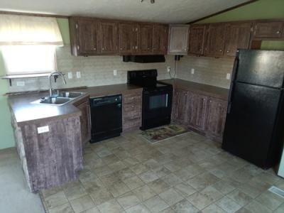 Photo 5 of 7 of home located at 1362 Stone Creek Val O Fallon, MO 63366