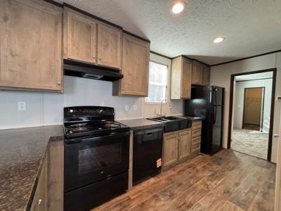 Photo 3 of 16 of home located at 500 Crawford Rd Lot 430 Opelika, AL 36804