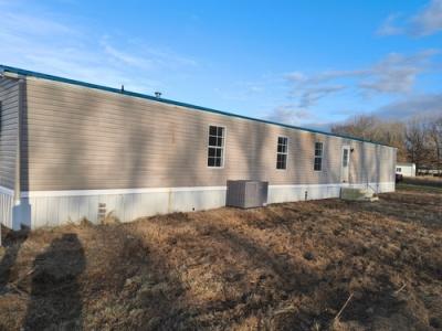 Photo 2 of 7 of home located at 289 Charles Buchanan Sebree, KY 42455