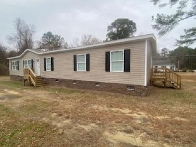 Mobile Home at 110 S 1st St Princeville, NC 27886