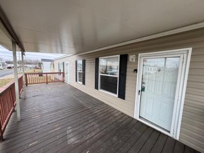 Photo 2 of 16 of home located at 6500 Saint Andrews Drive Evansville, IN 47715