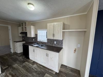 Photo 4 of 16 of home located at 6500 Saint Andrews Drive Evansville, IN 47715