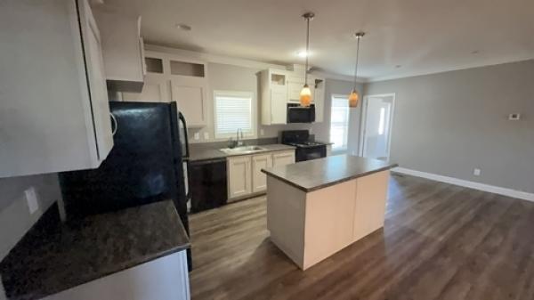 2017 32PKS28483AH17 Manufactured Home