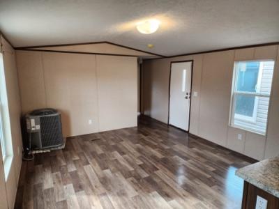 Photo 3 of 15 of home located at 16071 Old Greensboro Road Moundville, AL 35474