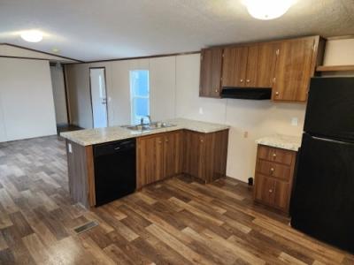 Photo 4 of 15 of home located at 16071 Old Greensboro Road Moundville, AL 35474