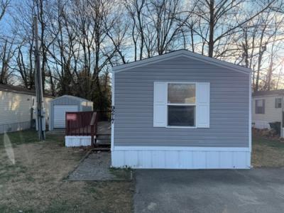 Photo 2 of 11 of home located at 9217 Camryn Ct Louisville, KY 40272