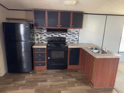 Photo 3 of 11 of home located at 9217 Camryn Ct Louisville, KY 40272