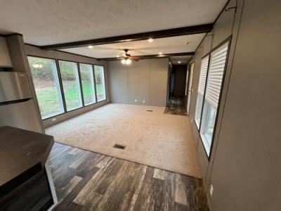 Photo 5 of 17 of home located at 6365 County Road 23 Fayette, AL 35555