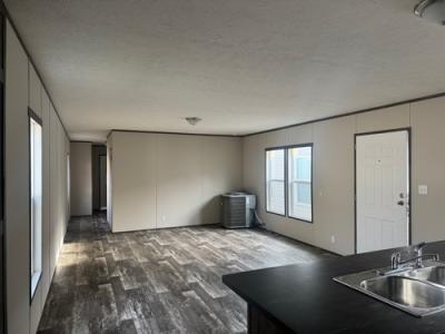 Photo 3 of 14 of home located at Phipps Mh 5135 Flemingsburg Rd Morehead, KY 40351