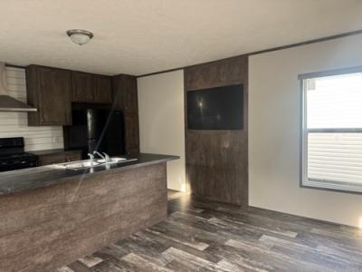 Photo 4 of 14 of home located at Phipps Mh 5135 Flemingsburg Rd Morehead, KY 40351