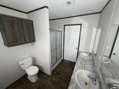 Photo 4 of 7 of home located at 10784 Oak Lake Rd Bryan, TX 77808