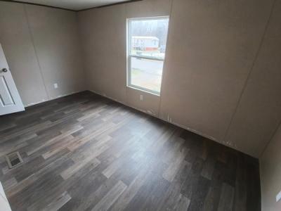 Photo 5 of 8 of home located at 300 Wilson Ave Trlr Lot 6 Paducah, KY 42003