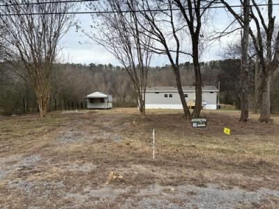 Photo 2 of 21 of home located at 6575 County Highway 26 Blountsville, AL 35031