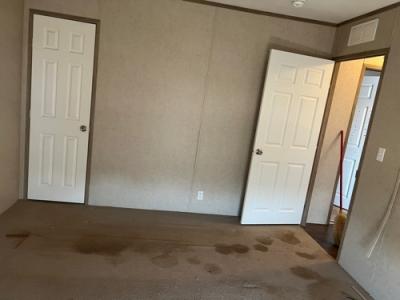 Photo 4 of 18 of home located at 24301 Floral Rd Linn, TX 78563