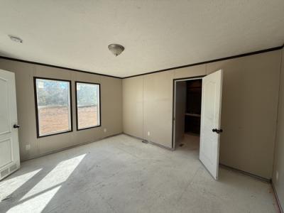 Photo 5 of 11 of home located at 4413 Southpaw Dr Fayetteville, NC 28312