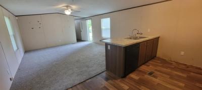 Photo 4 of 13 of home located at 1306 Craig Ave El Dorado, AR 71730