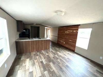 Photo 2 of 10 of home located at 3325 County Road 45 Reform, AL 35481