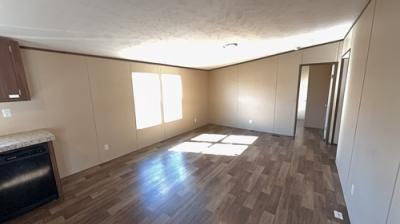 Photo 4 of 20 of home located at 7500 Paradise Rd Lot 191 San Antonio, TX 78244