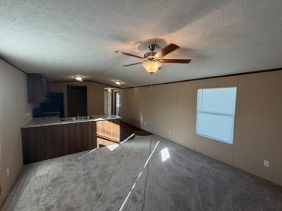 Photo 4 of 12 of home located at 6077 Jeffrey Ln Mount Vernon, IN 47620