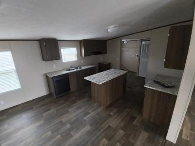 Photo 3 of 10 of home located at 10219 Farmersville R Princeton, KY 42445