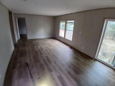 Photo 5 of 10 of home located at 10361 Private Rd 5206 Malakoff, TX 75148