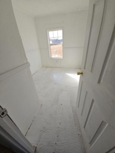 Photo 5 of 10 of home located at 2210 Old 125 Rd Halifax, NC 27839