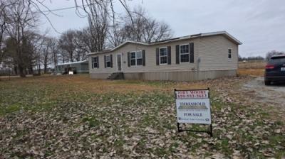 Mobile Home at 6682 State Route 250 Calhoun, KY 42327