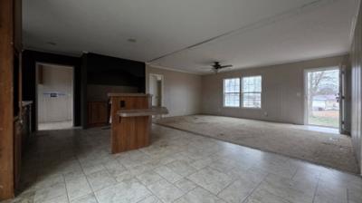 Photo 5 of 10 of home located at 6682 State Route 250 Calhoun, KY 42327