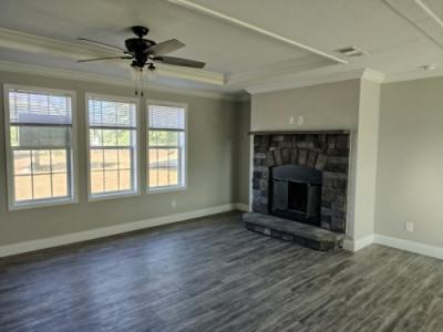 Photo 5 of 18 of home located at 5375 Suncrest Rd Marianna, FL 32448