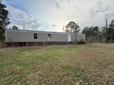 Mobile Home at 604 Pea Ridge Rd Florence, MS 39073