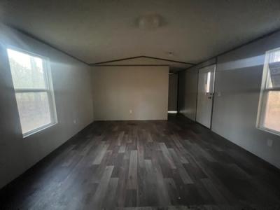 Photo 2 of 10 of home located at 61 Blackwell Rd Collinsville, AL 35961