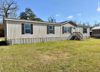 Photo 2 of 26 of home located at 5425 Morris St Carville, LA 70721