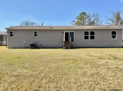 Photo 3 of 26 of home located at 5425 Morris St Carville, LA 70721