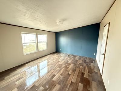 Photo 4 of 9 of home located at 22084 Ih-10 Vidor, TX 77662