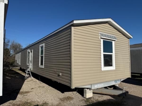 2023 AMS16763B Mobile Home For Sale
