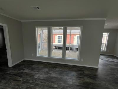 Photo 5 of 17 of home located at 25898 I-30 Frontage Rd Bryant, AR 72022