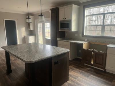 Photo 4 of 23 of home located at 448 Slate Ridge Chur Lily, KY 40740