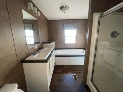 Photo 4 of 7 of home located at 6000 S Rolling Hills Rd Columbia, MO 65201